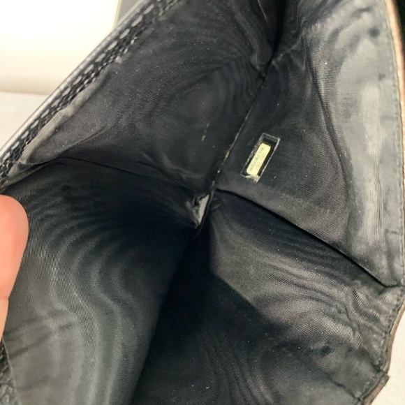 Authentic Chanel Caviar Compact Wallet - Picture 10 of 14